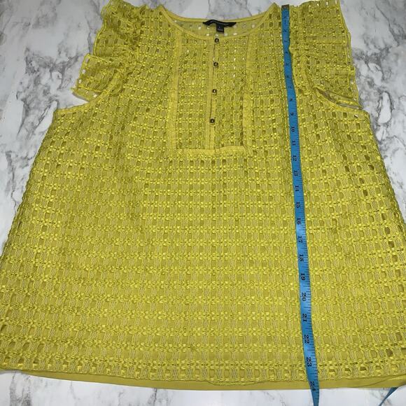 Banana Republic Geo Lace Ruffle Top Bright Celery Yellow Women Top Blouse Size L - Picture 11 of 13